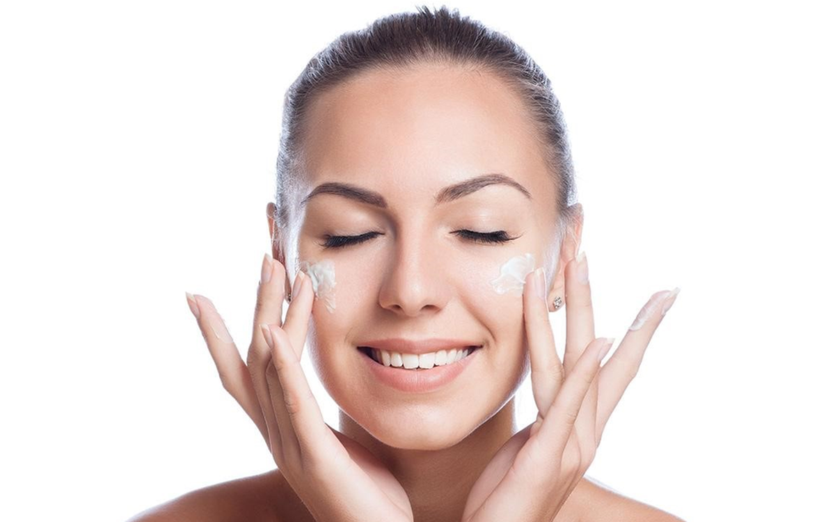 Chú ý cách chăm sóc da mặt sau căng chỉ để da duy trì hiệu quả lâu hơn