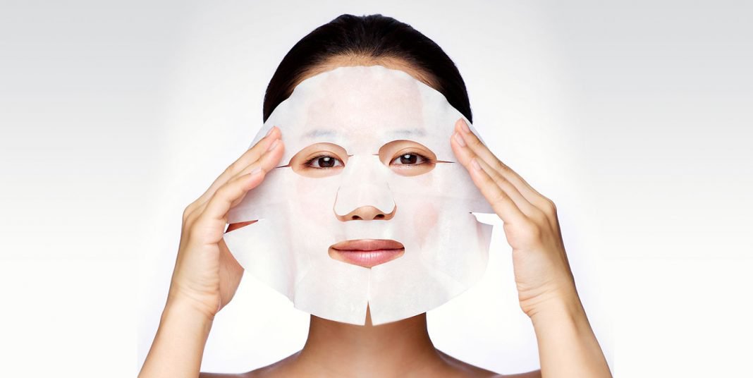Đắp mặt nạ cũng là phương pháp chăm sóc da duy trì tốt 