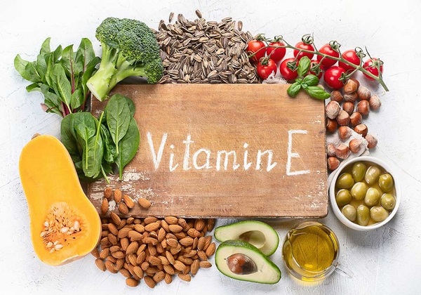 Vitamin E hỗ trợ chuyển hóa và tái tạo tế bào da tốt